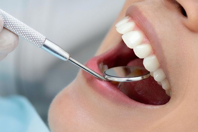 movimiento de dientes con los años