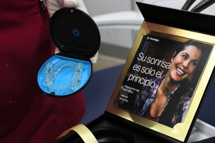 cuanto dura la ortodoncia invisible en granada